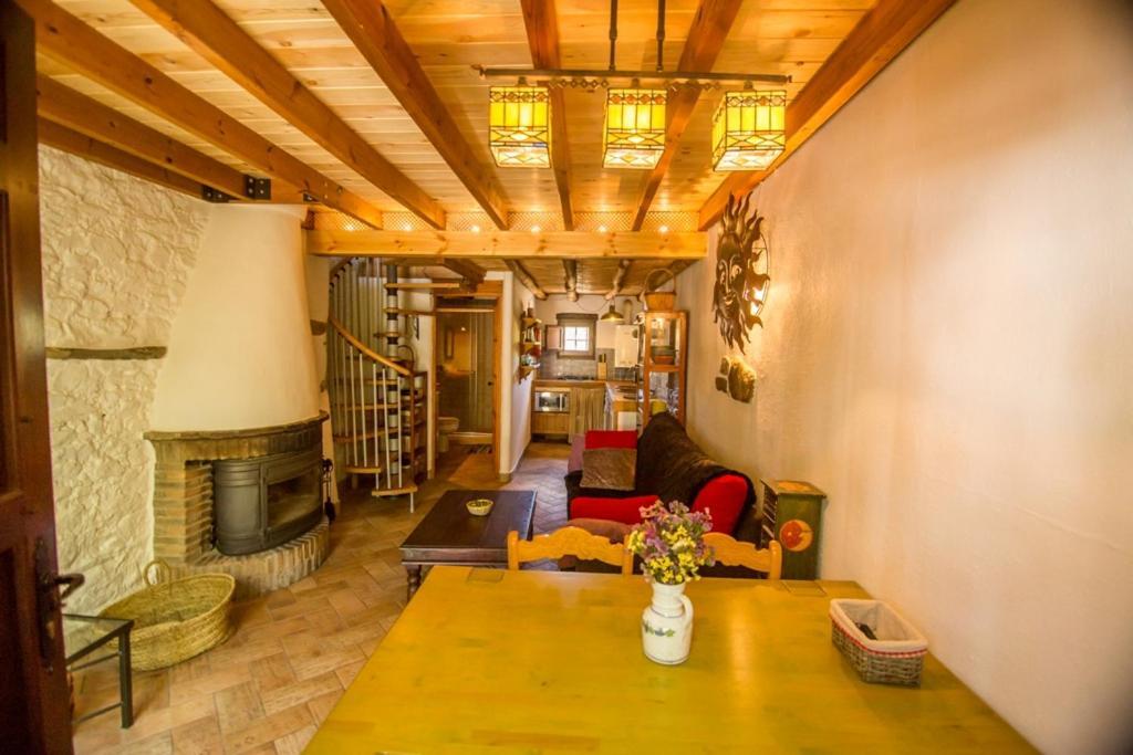 Casa Con Encanto En Alájar Екстериор снимка