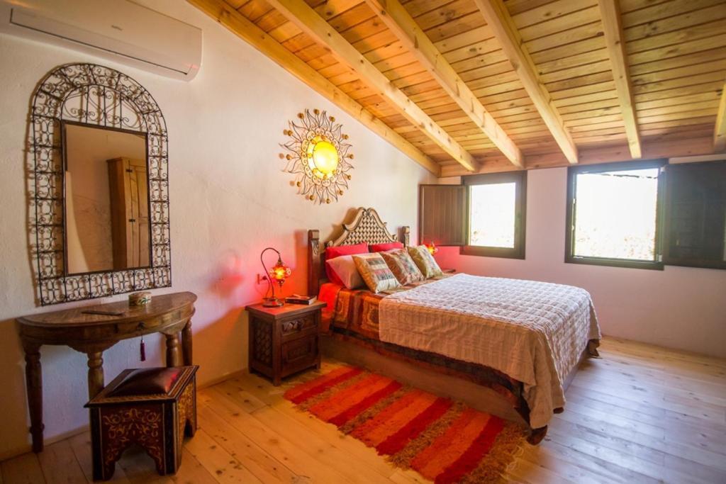 Casa Con Encanto En Alájar Екстериор снимка